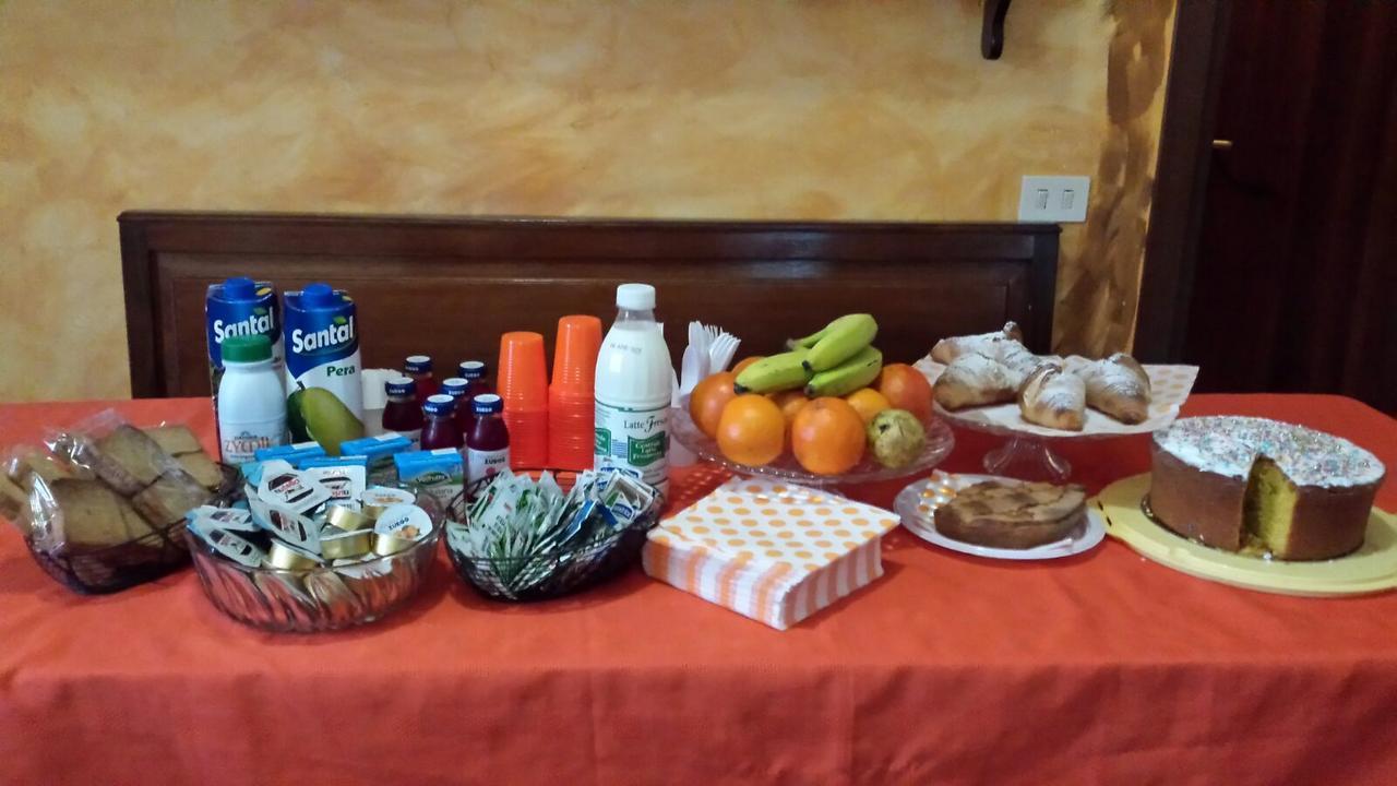 Bed and Breakfast Beb Da Tina Roccasecca Exterior foto